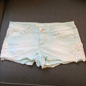 Mossimo supply co size 5 lace shorts